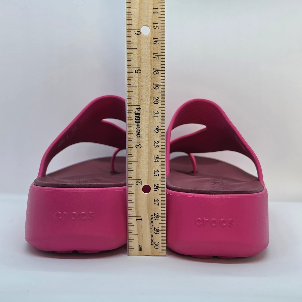 Crocs Getaway Platform Sandals Pink Burgundy Asymmetrical Straps 210834 Womens 8 - Picture 3 of 10